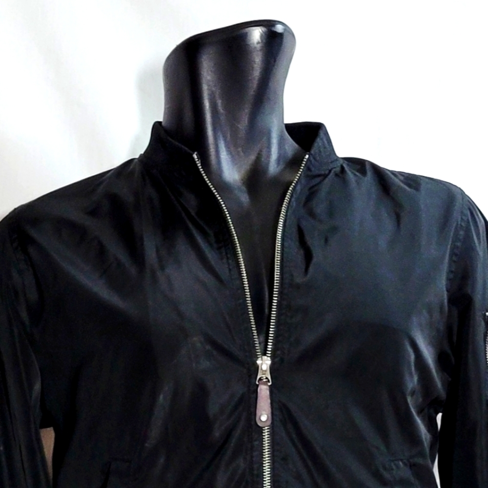 Goodfellow & Co. Mens Water Resistant Black Lightw